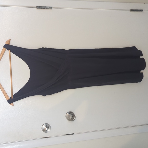 Silk dress from Aritzia, size 6, dark purple - Picture 1 of 4